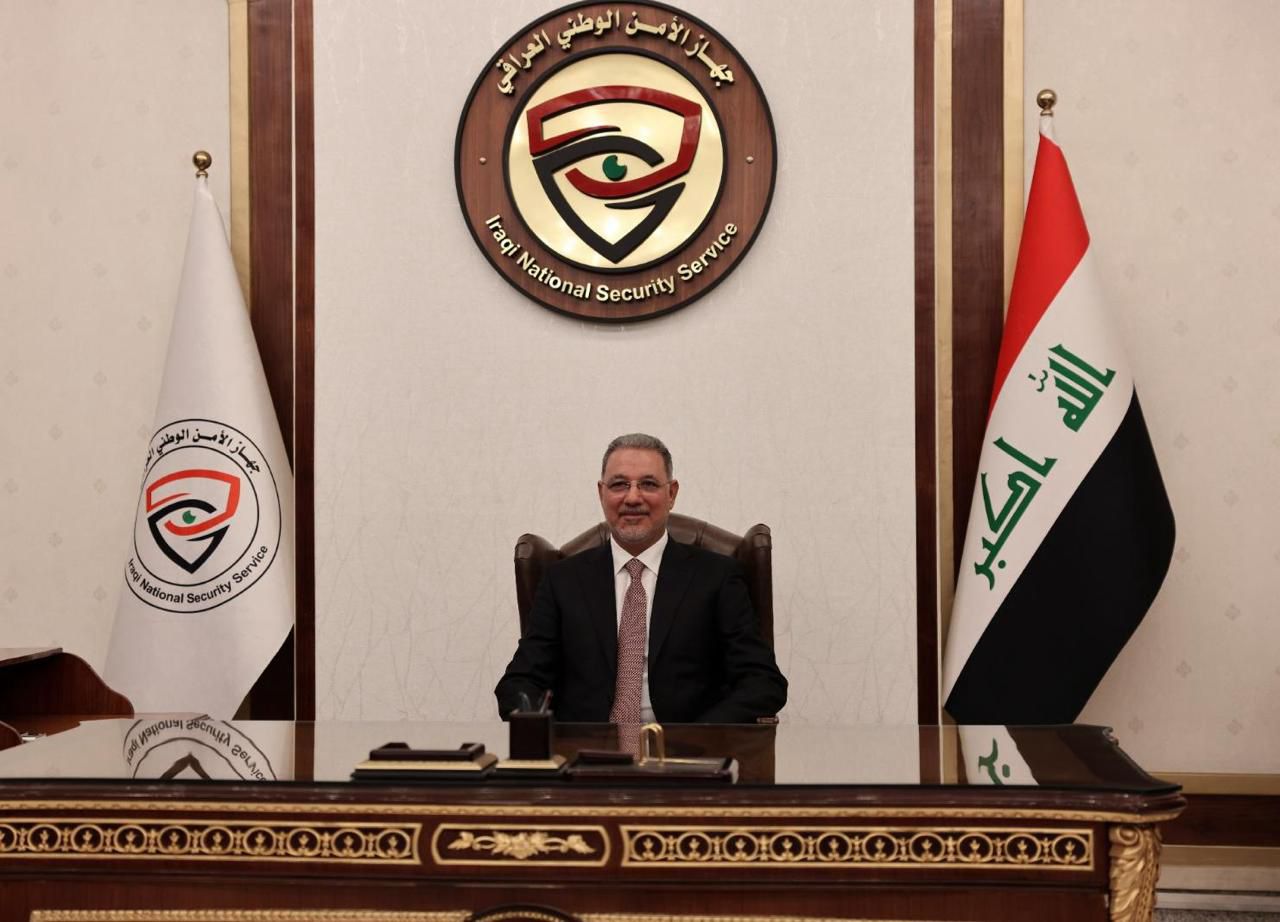 رئيس جهاز الأمن الوطني العراقي، السيد باسم البدري، يباشر مهامه رسمياً من مكتبه في مقر رئاسة الجهاز
