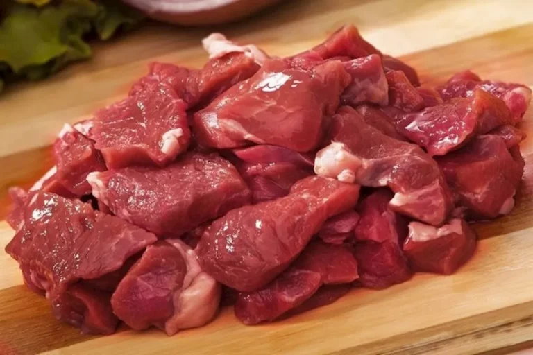 مفاجأة صحية.. لماذا يرتفع الكوليسترول لدى بعض المتبعين للنظام النباتي؟