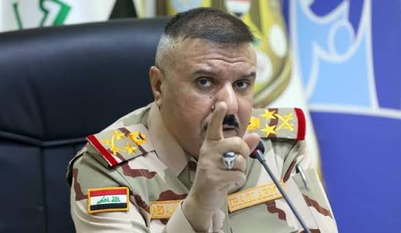 مدير مكتب القائد العام للقوات المسلحة الفريق أول الركن عبد الأمير الشمري