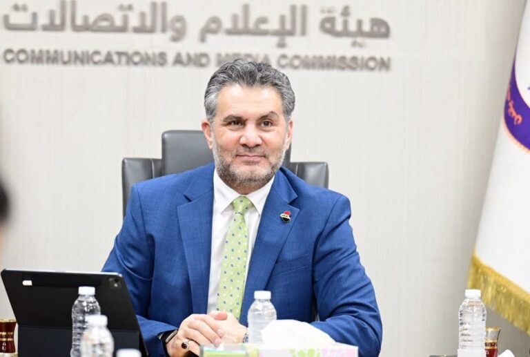 رئيس هيئة الإعلام والاتصالات بليغ ابو گلل