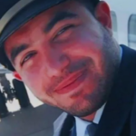 مساعد الطيار المواطن العماني همام الهمامي